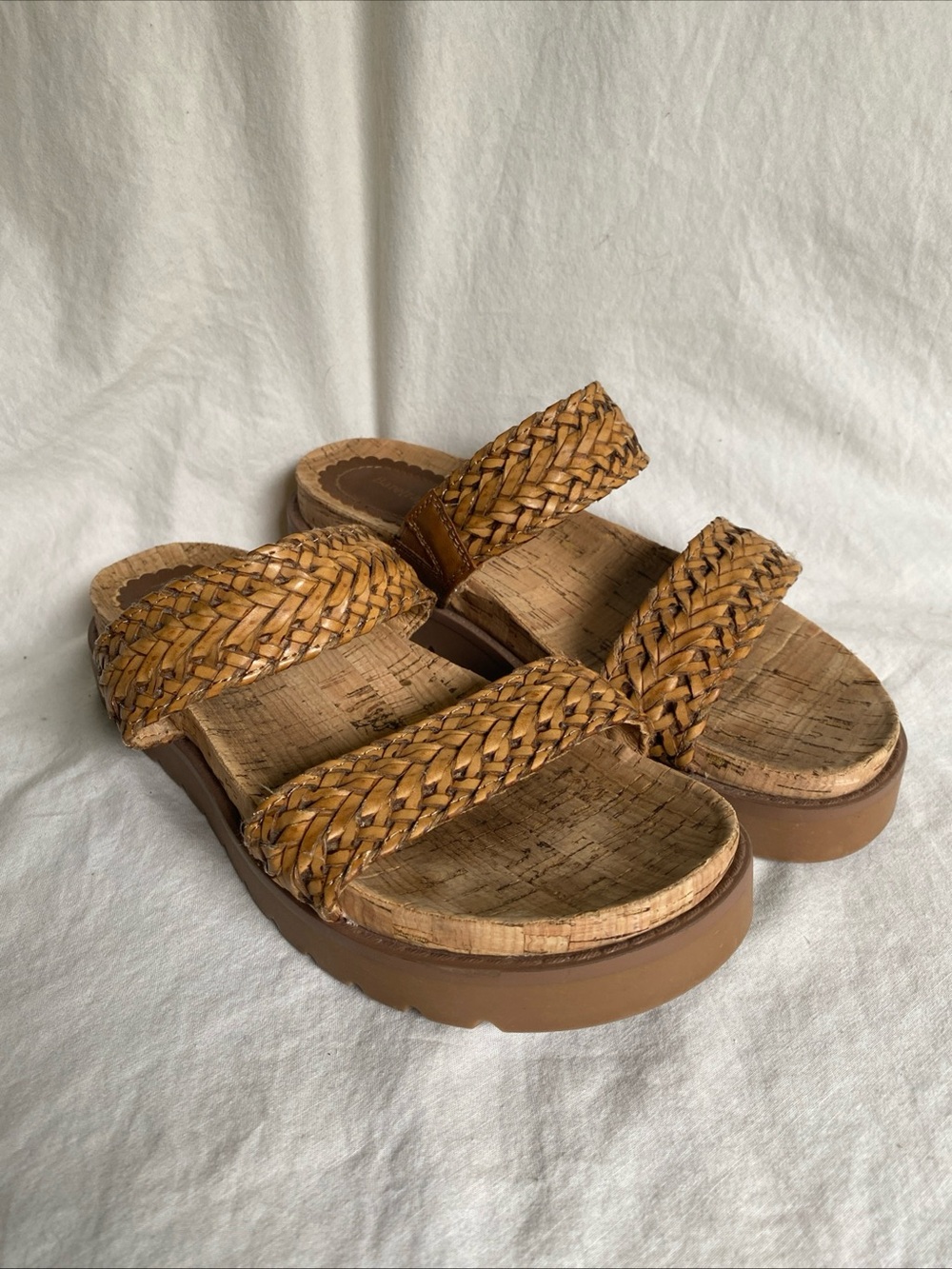 Baretraps Deanne Tan Braided Strap Slide Sandals Sz 8M